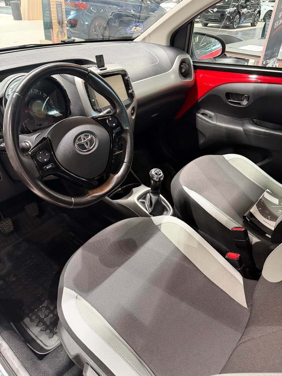 Toyota Aygo 1,0 VVT-i x-sky