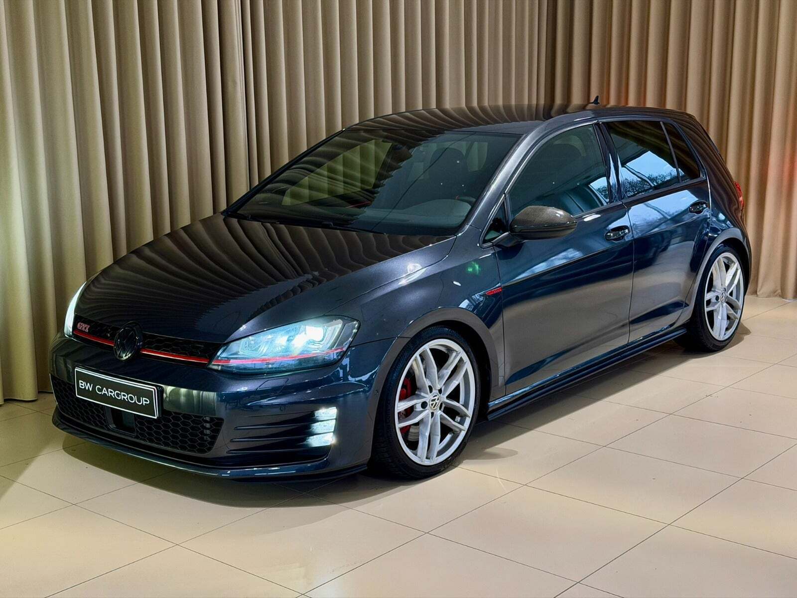 VW Golf VII 2,0 GTi Performance DSG BMT