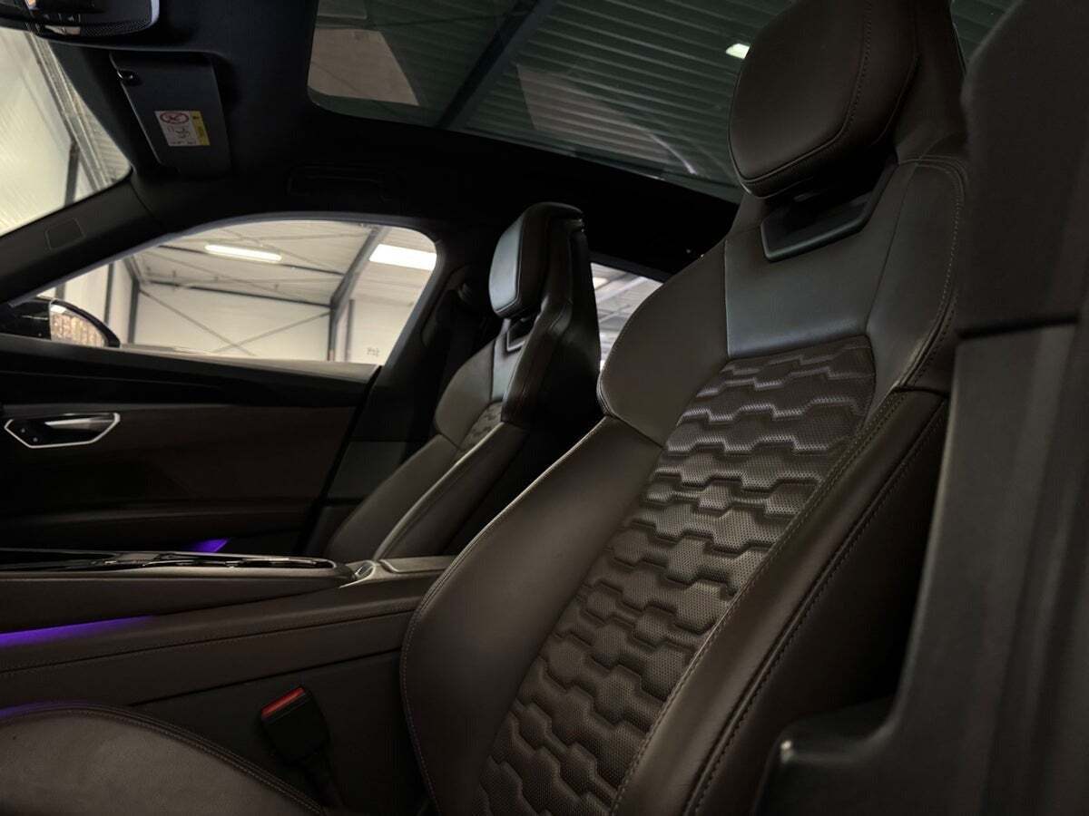 Audi e-tron GT quattro