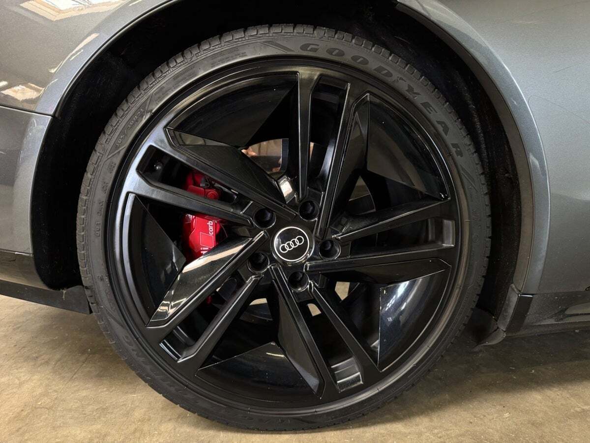 Sort Audi e-tron GT fra 2021