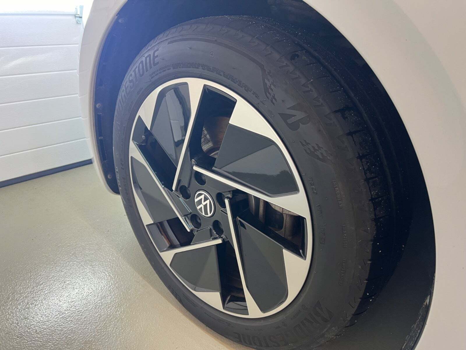 Hvid VW ID.3 fra 2021