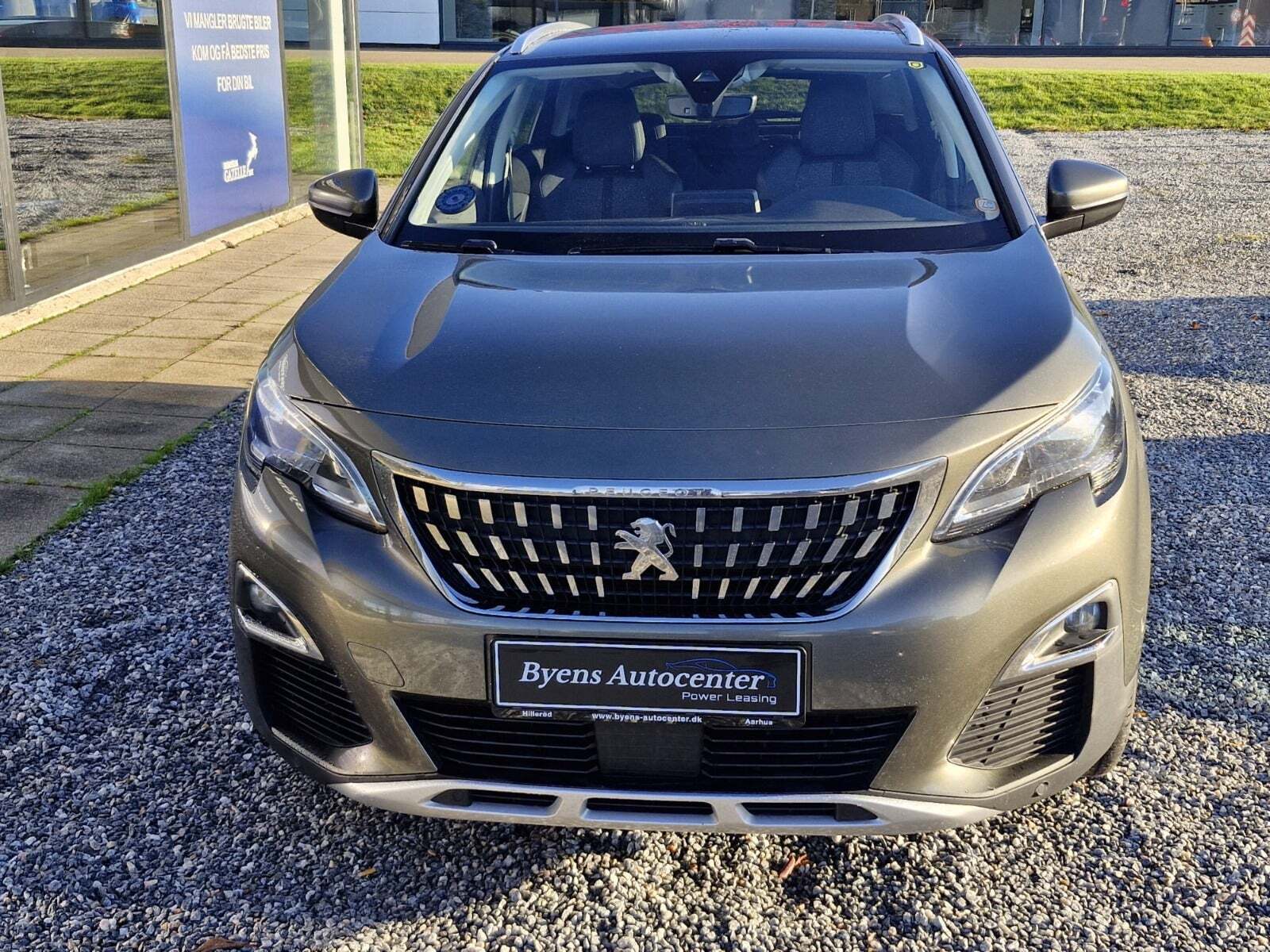 Peugeot 3008 1,6 Hybrid First Selection EAT8