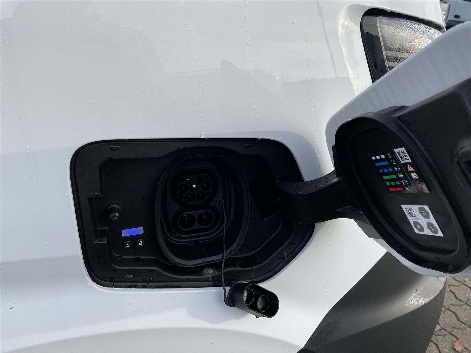 Renault Master V T35 87 E-Tech L2H2 Kassevogn Tekno