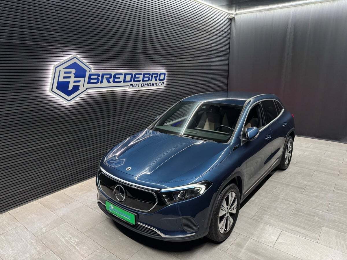 Mercedes EQA250+ Electric Art