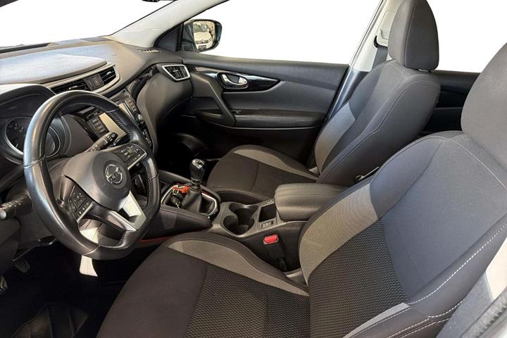 Hvid Nissan Qashqai fra 2019