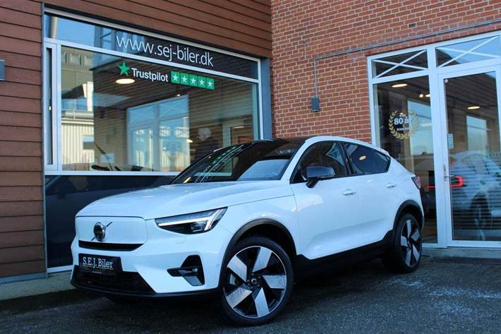 Hvid Volvo C40 fra 2024