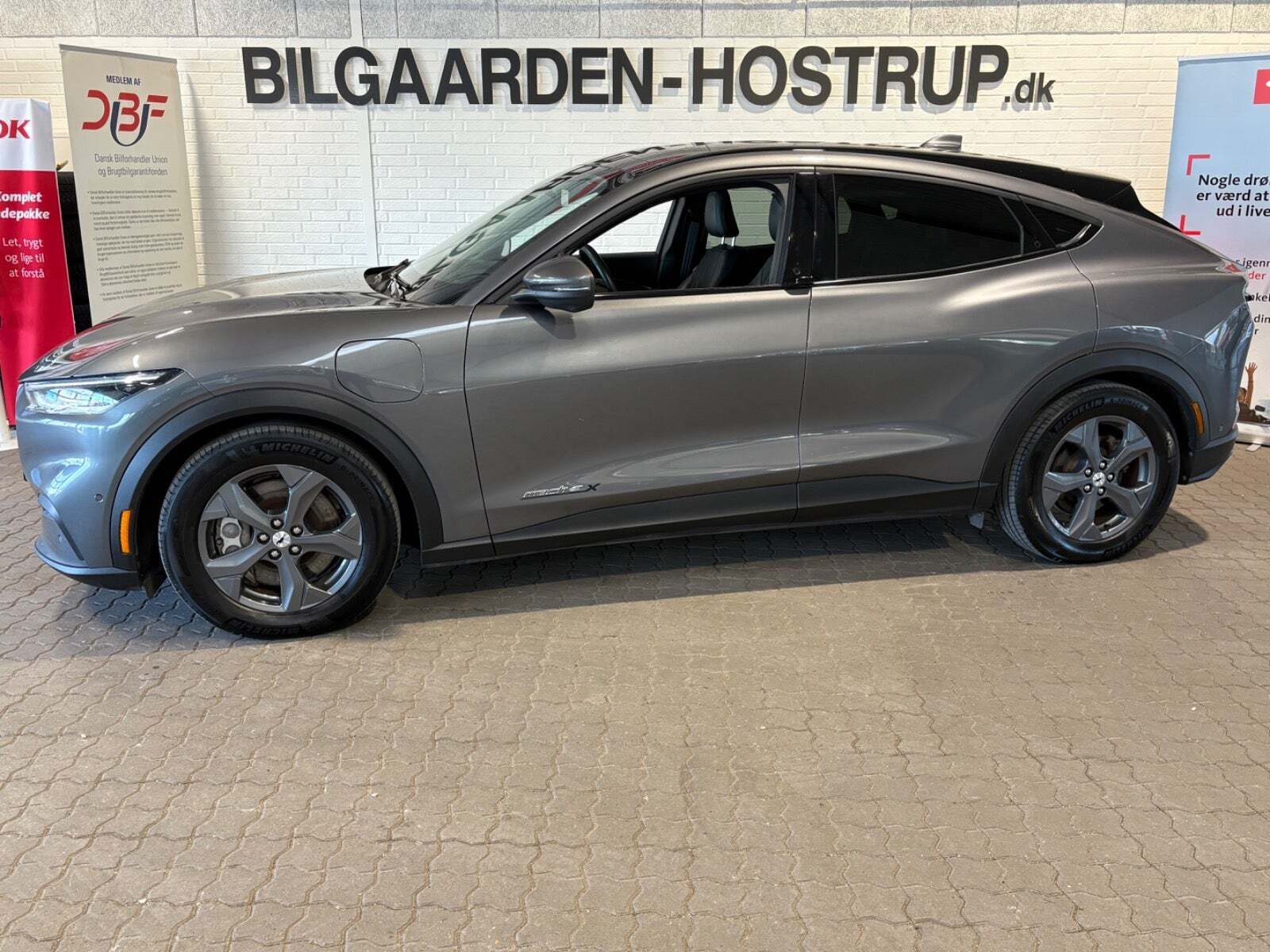 Ford Mustang Mach-E 98 Extended Range