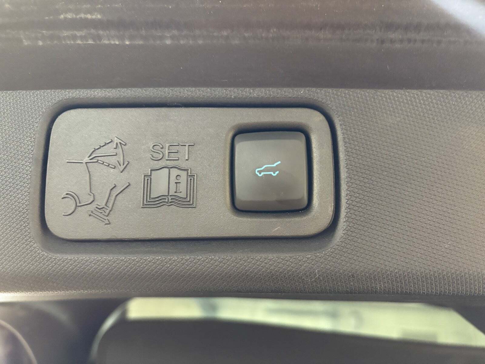 Ford Mustang Mach-E 98 Extended Range