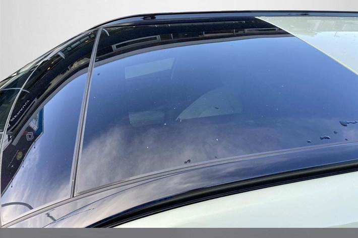 Orange Kia EV3 fra 2025