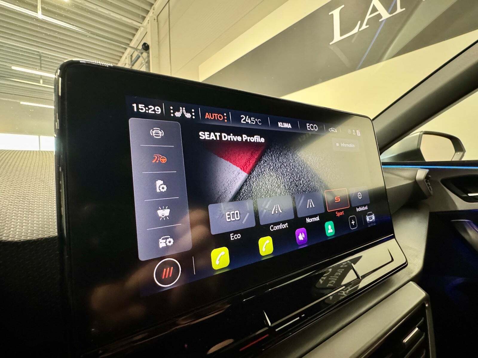 Hvid Seat Leon fra 2021