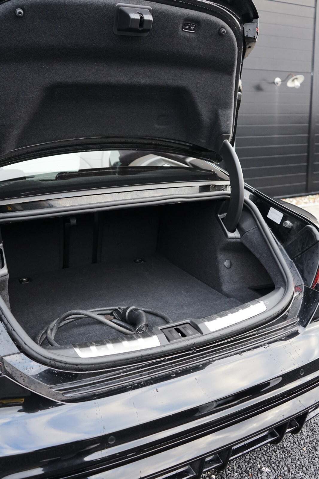 Rød Audi RS e-tron GT fra 2021