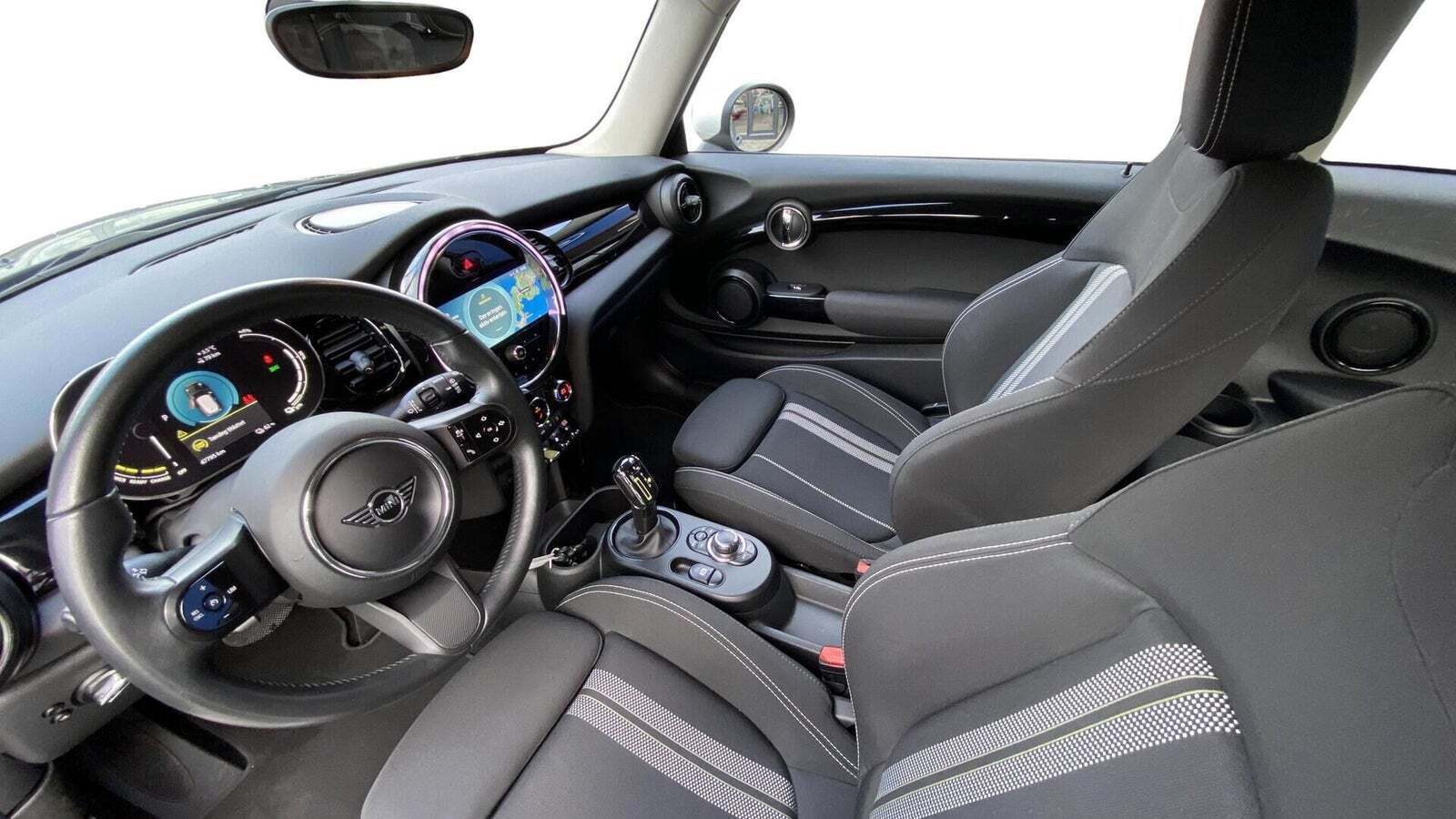 Mini Cooper SE Essential