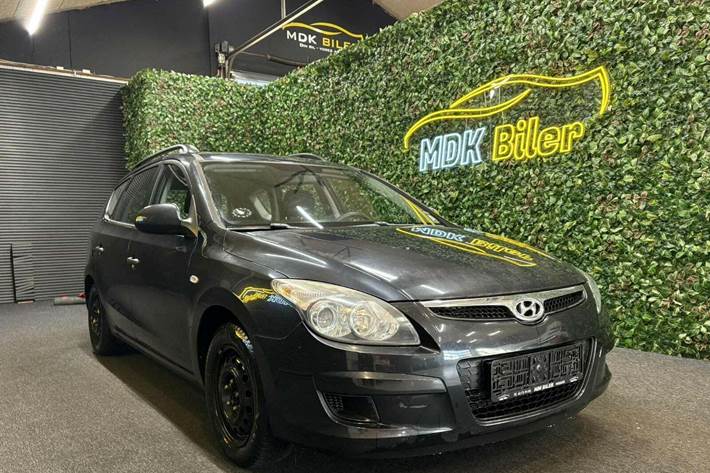 undefined Hyundai i30 fra 2009 set udefra