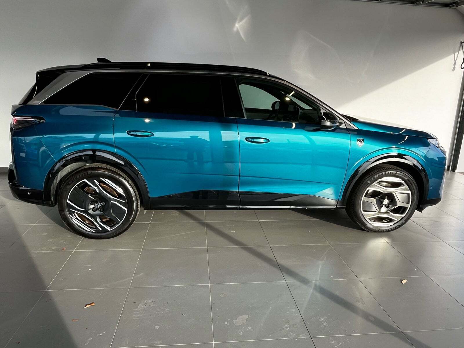 Peugeot e-5008 77 GT Pack 7prs