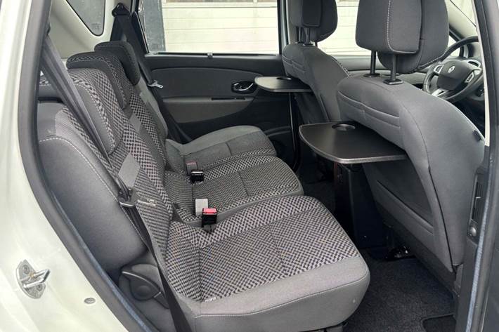 Hvid Renault Scenic III fra 2012