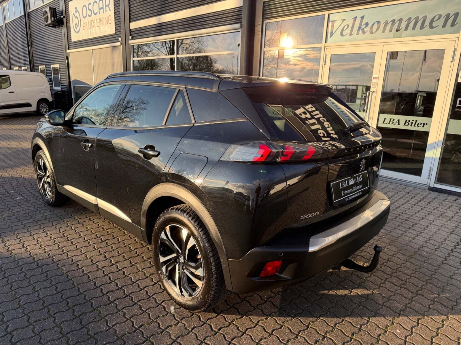 Peugeot 2008 1,5 BlueHDi 100 Allure Pack Van