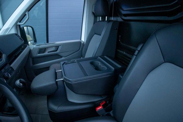 Hvid VW Crafter 35 fra 2024