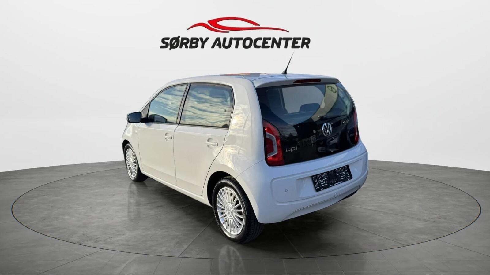 Hvid VW UP! fra 2013