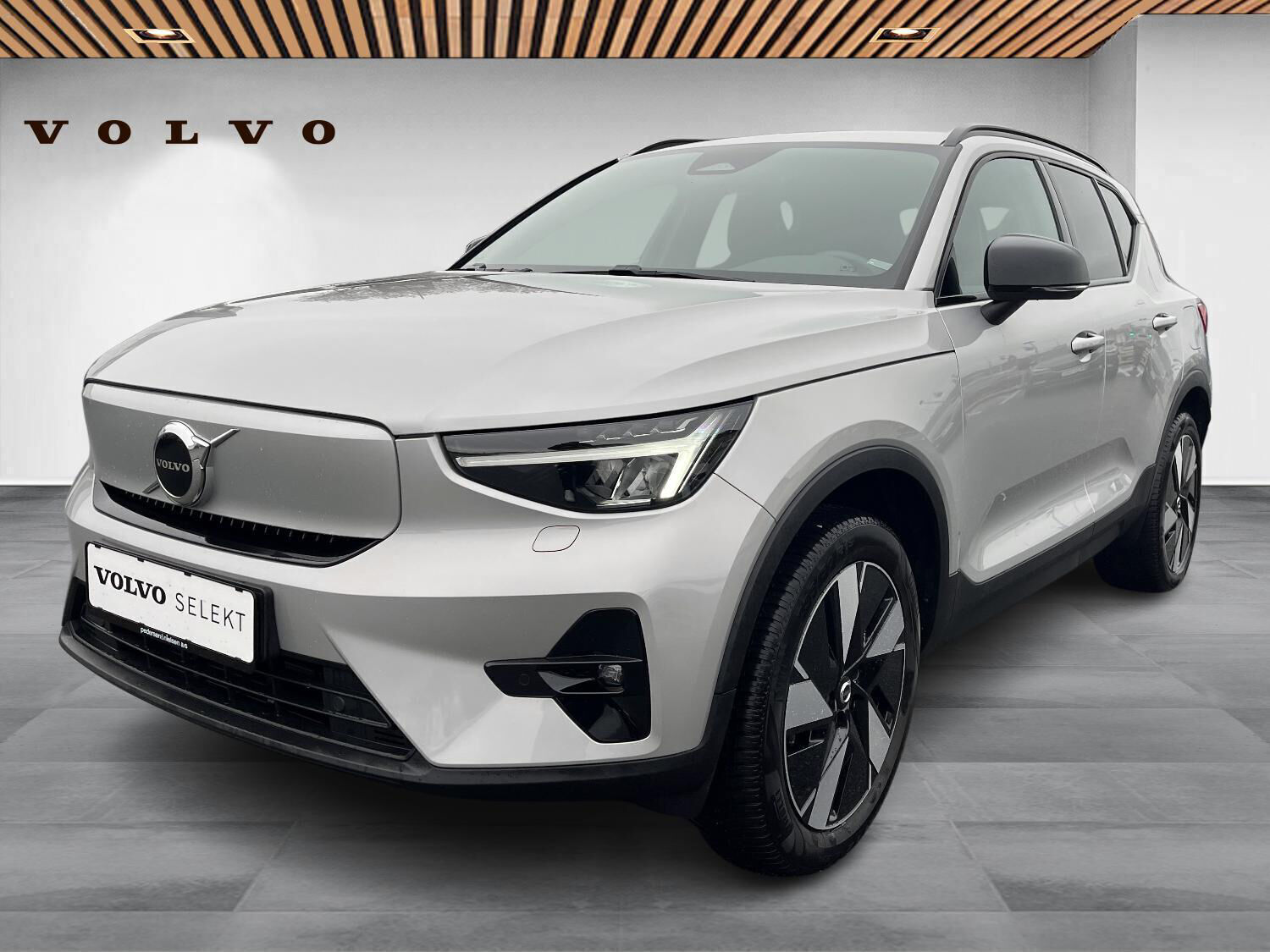 Volvo XC40 Recharge Extended Range Plus 252HK 5d Aut.