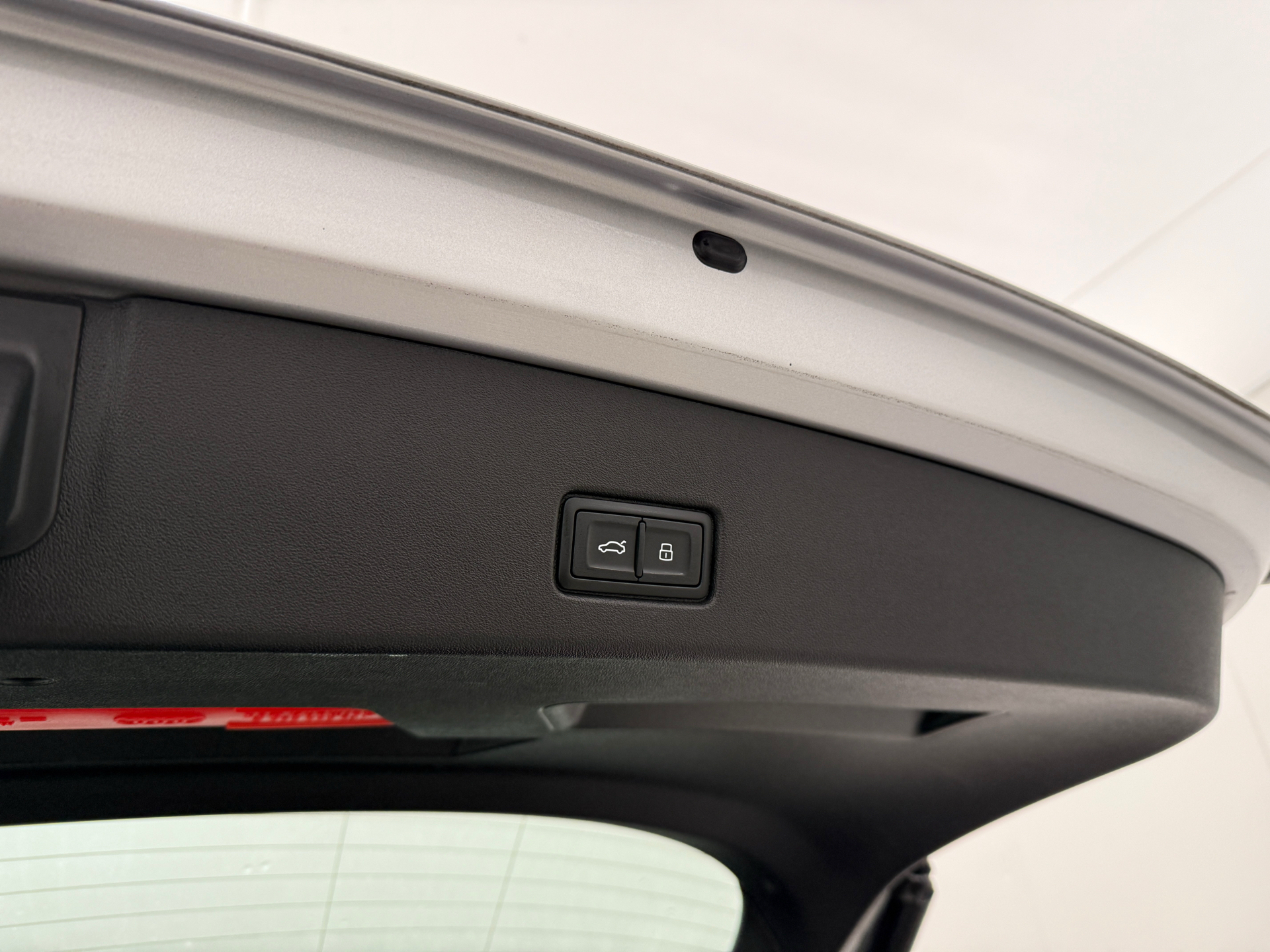 Sølv Audi Q4 fra 2023