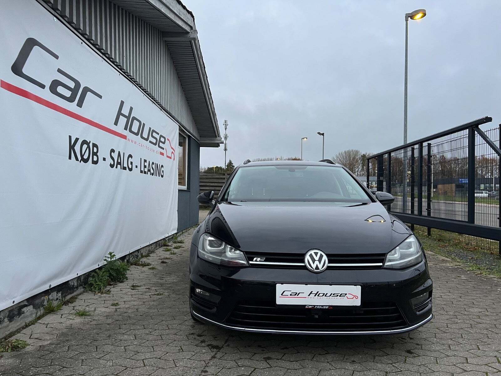 VW Golf VII 1,4 TSi 150 R-line Variant DSG BMT