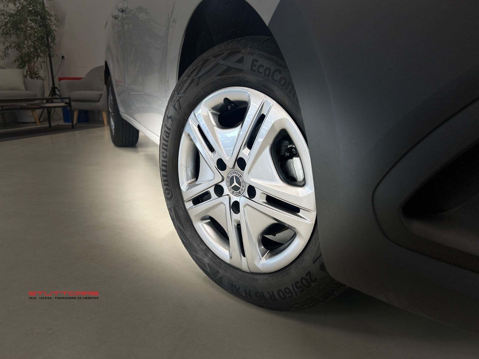 Hvid Mercedes eCitan fra 2025