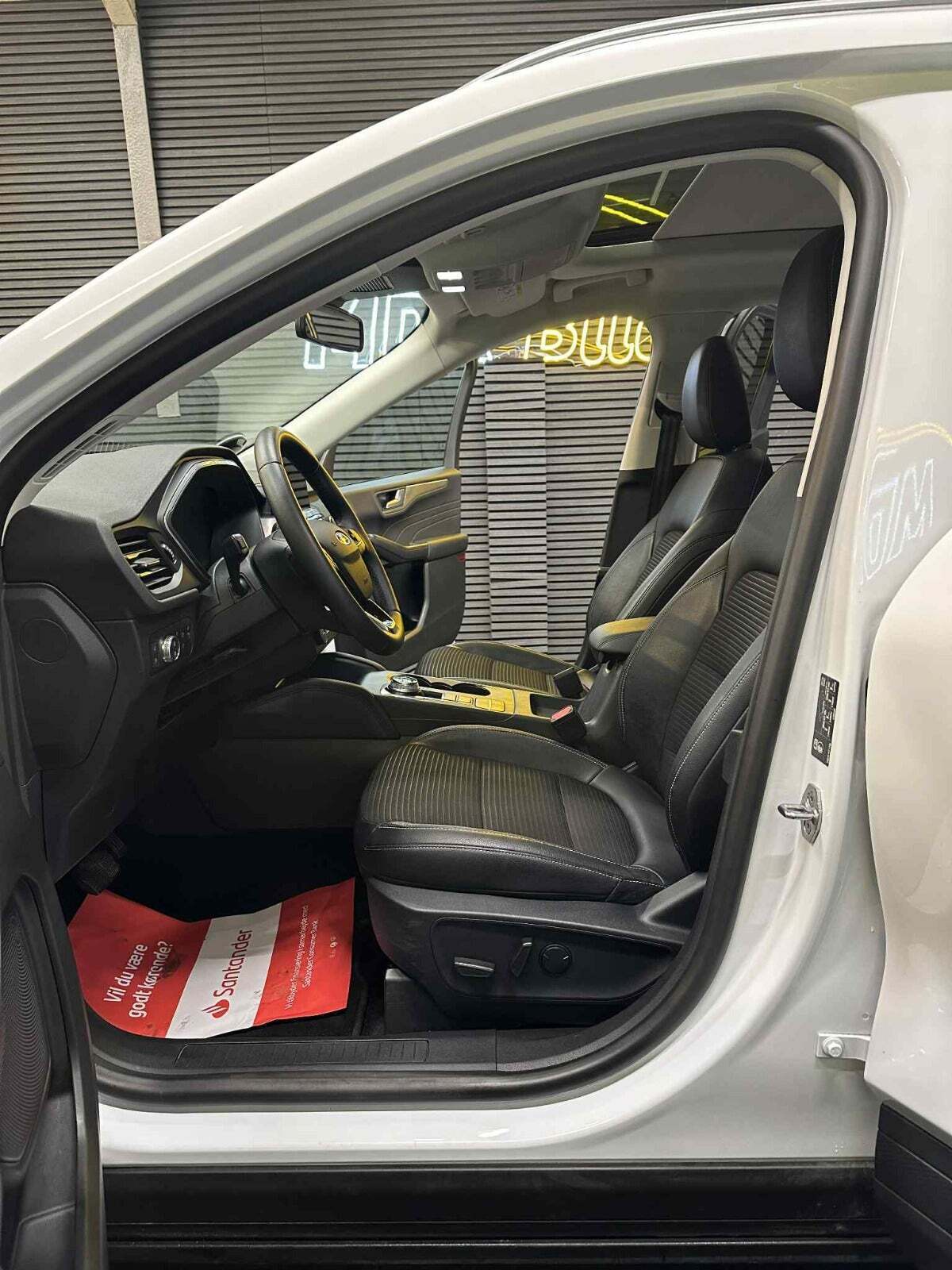 Ford Kuga 2,5 PHEV Titanium X CVT