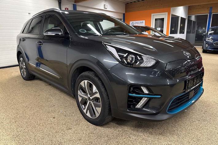 Grå Kia e-Niro fra 2021
