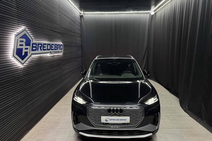 Sort Audi Q4 e-tron fra 2024