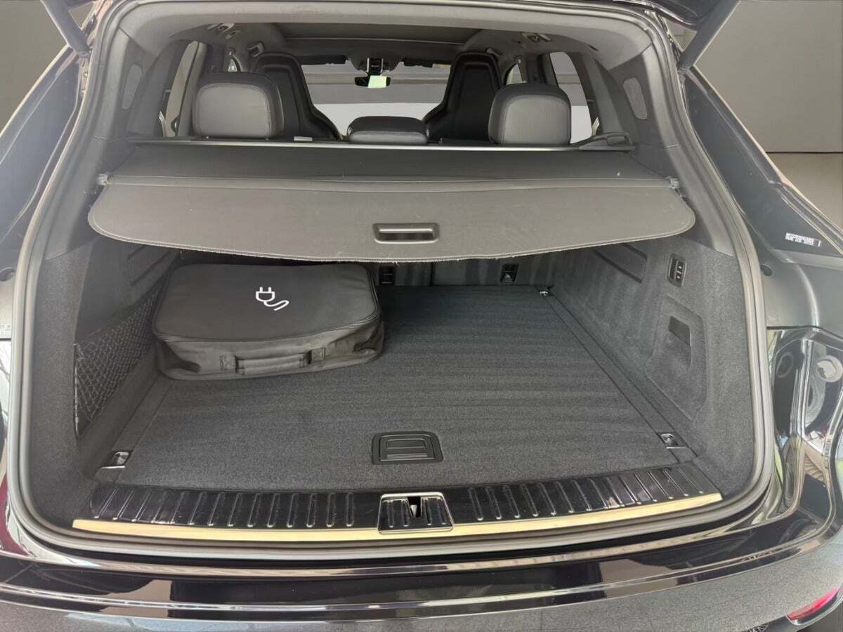 undefined Porsche Cayenne fra 2022