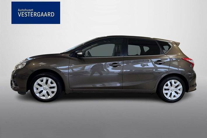 Brun Nissan Pulsar fra 2016