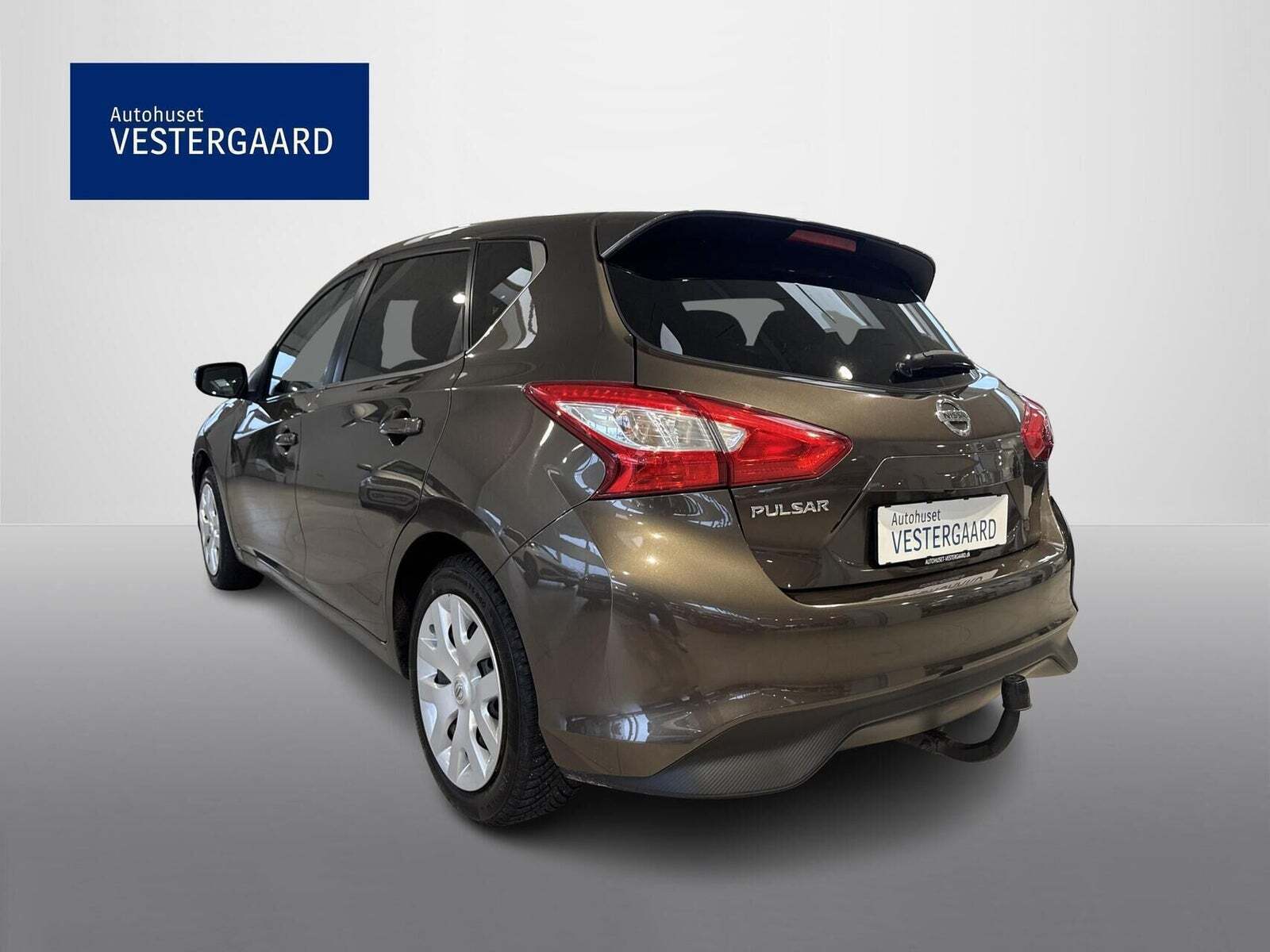 Brun Nissan Pulsar fra 2016