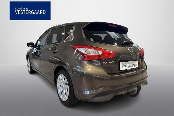 Brun Nissan Pulsar fra 2016