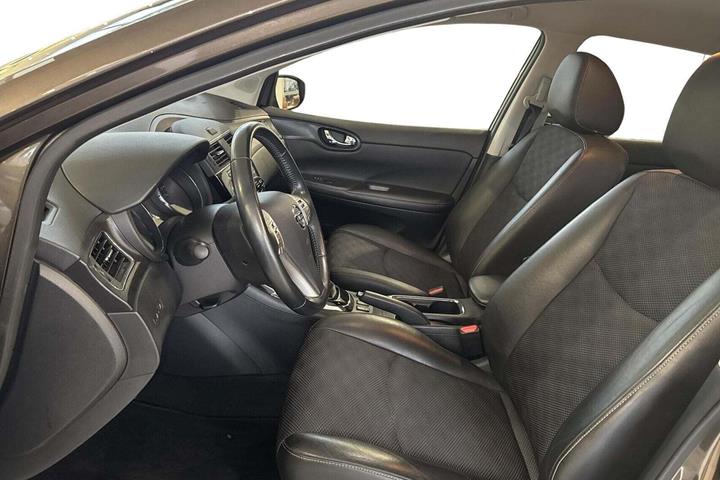Brun Nissan Pulsar fra 2016