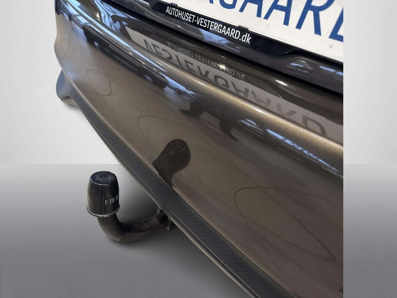 Brun Nissan Pulsar fra 2016
