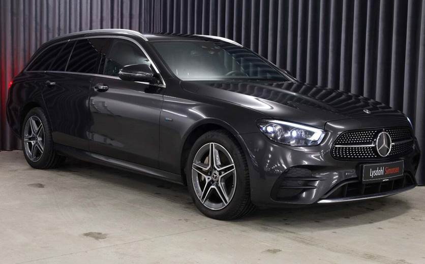 Mercedes E300 de 2,0 AMG Line stc. aut.