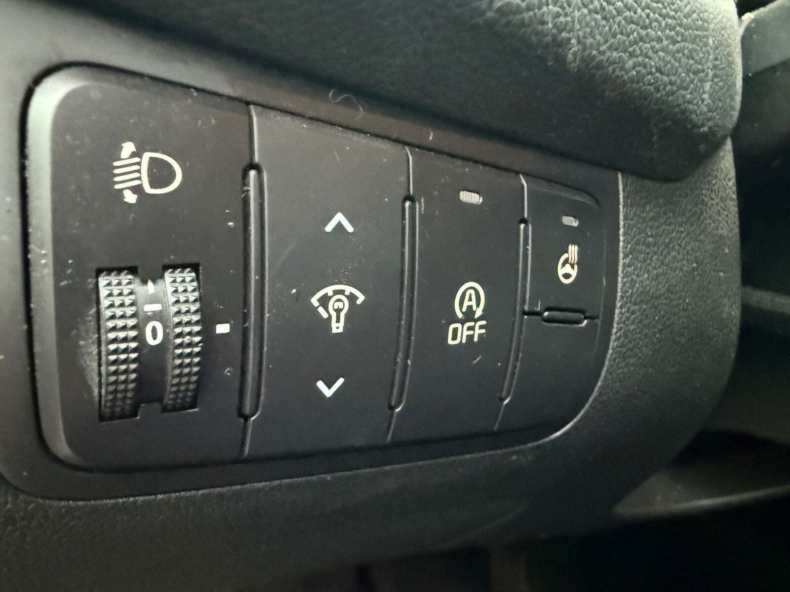 Blå Kia Ceed fra 2016