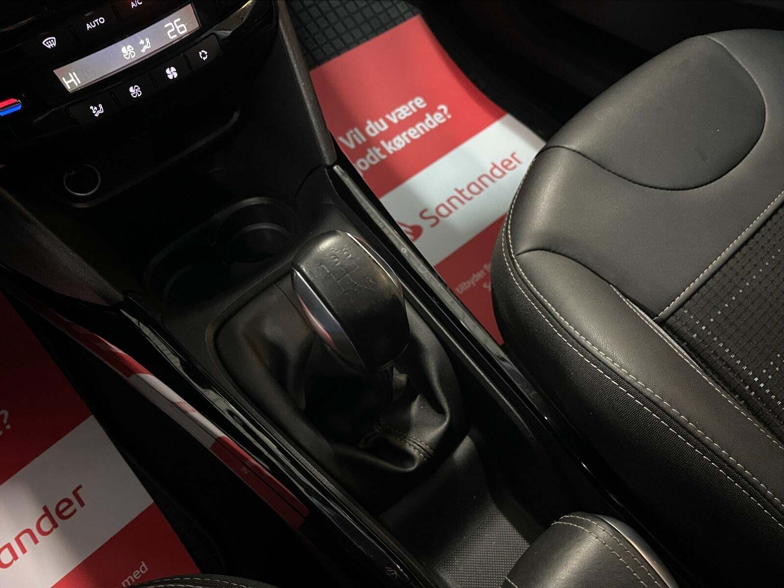 Hvid Peugeot 2008 fra 2016