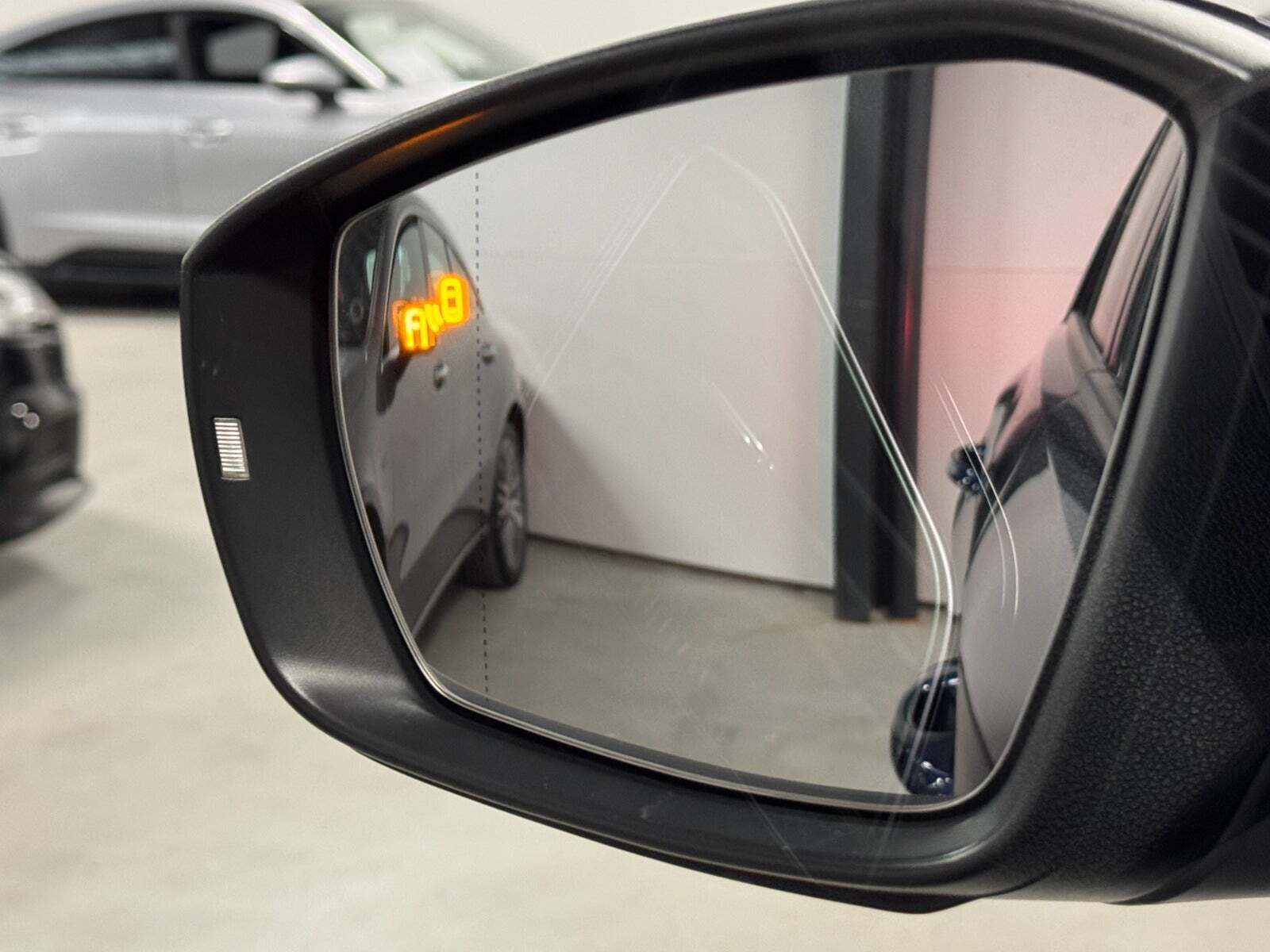 Blå VW T-Roc fra 2019