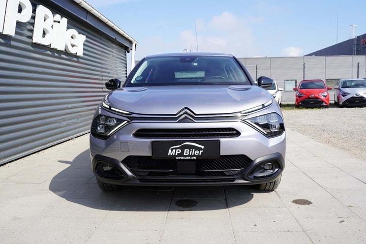 Grå Citroën C4 fra 2022