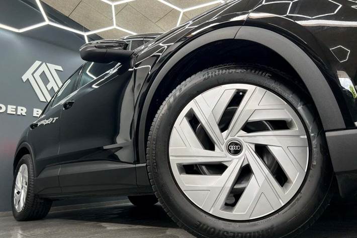 Sort Audi Q4 e-tron fra 2022