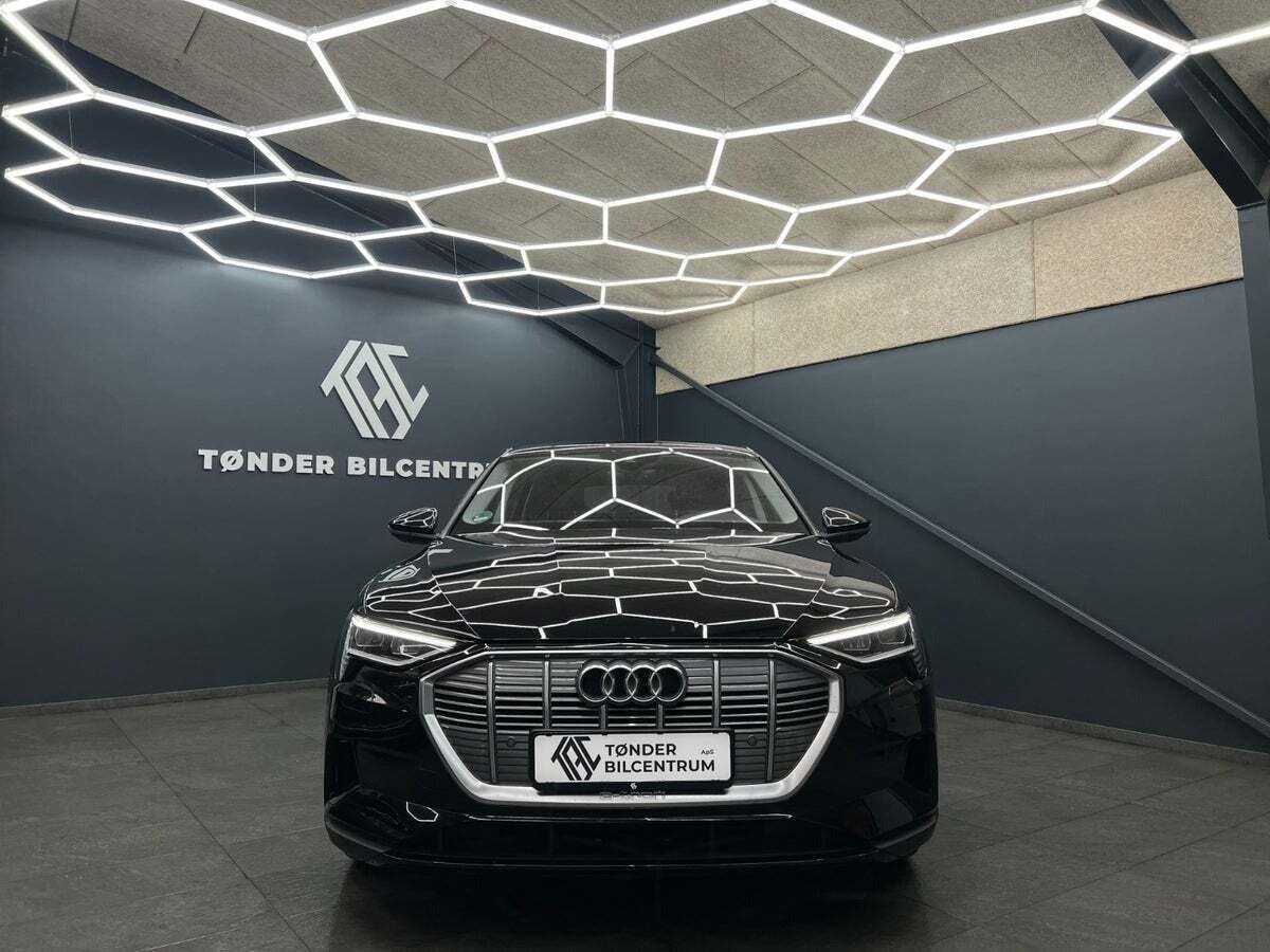 Audi e-tron 50 quattro