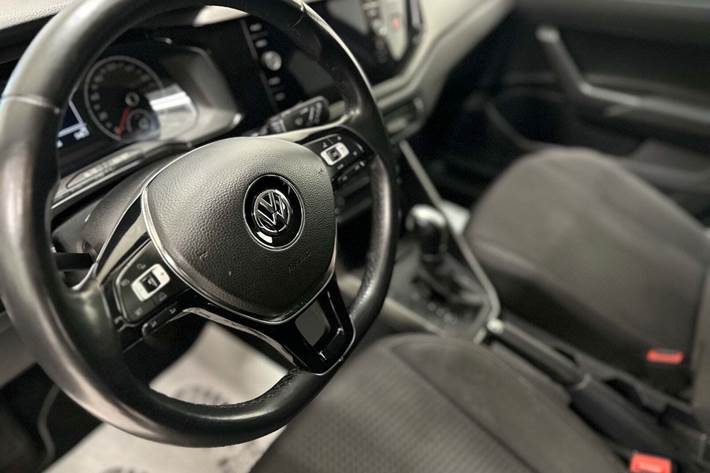 Grå VW Polo fra 2018