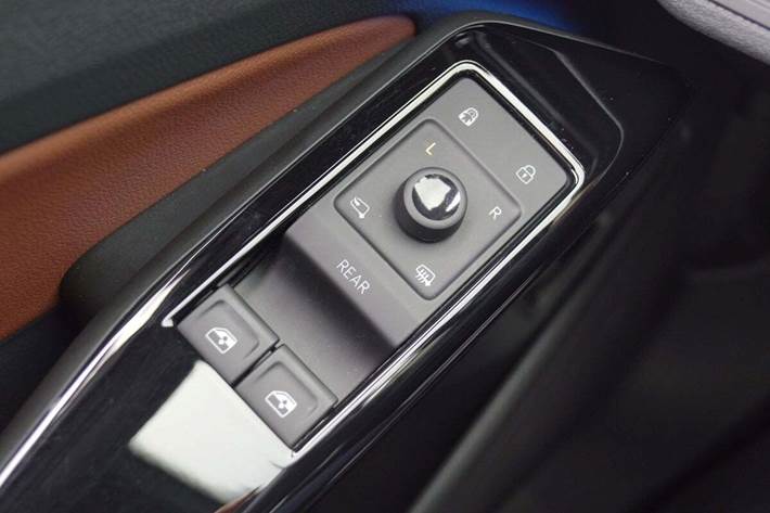 Grå VW ID.4 fra 2022