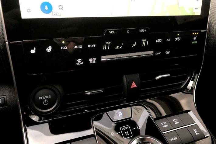 Sort Toyota BZ4X fra 2024