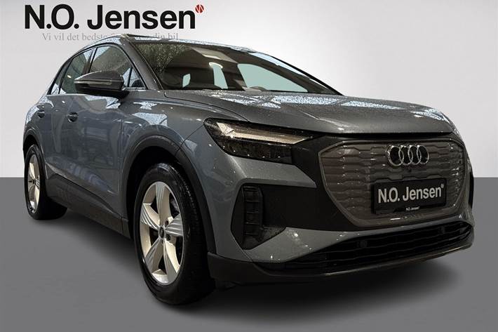 Grå Audi Q4 fra 2022 set udefra