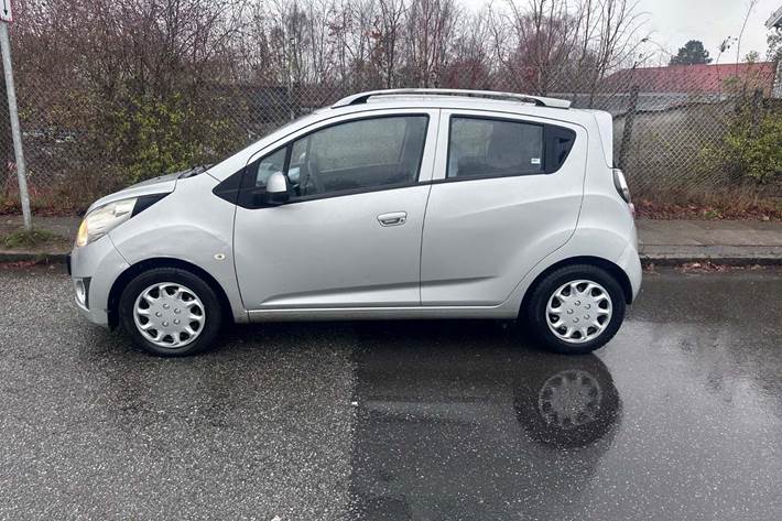 Grøn Chevrolet Spark fra 2012