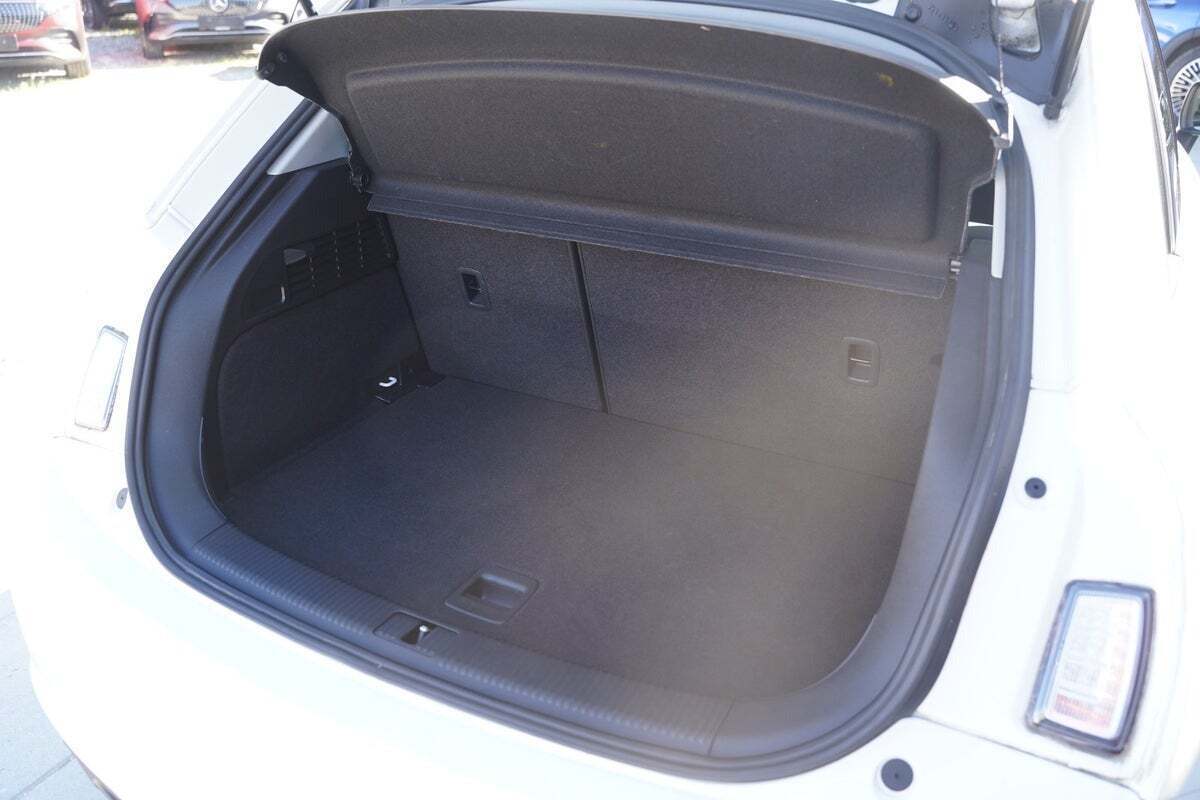 Hvid Audi A1 fra 2016