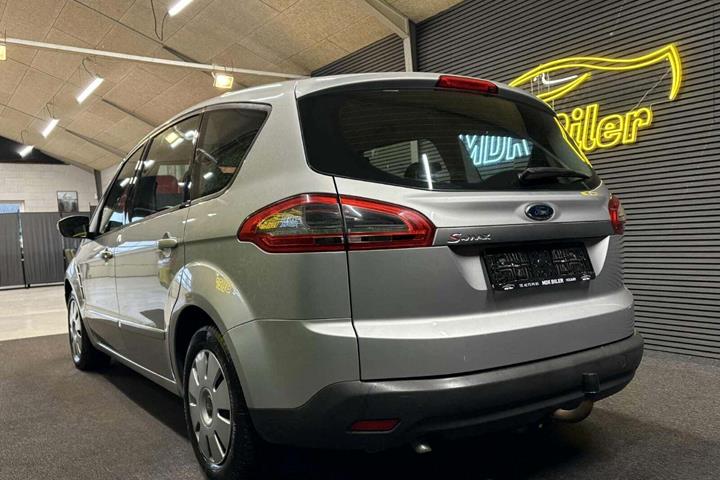 undefined Ford S-MAX fra 2010