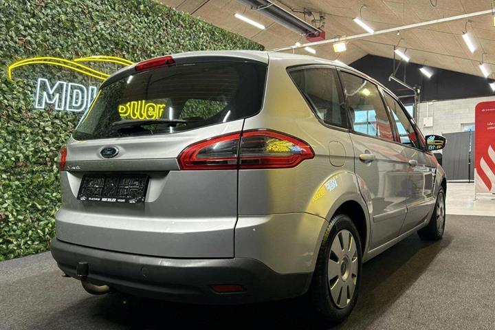 undefined Ford S-MAX fra 2010